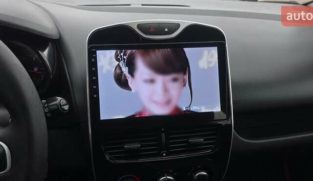 Белый Рено Клио, объемом двигателя 1.5 л и пробегом 179 тыс. км за 9900 $, фото 107 на Automoto.ua