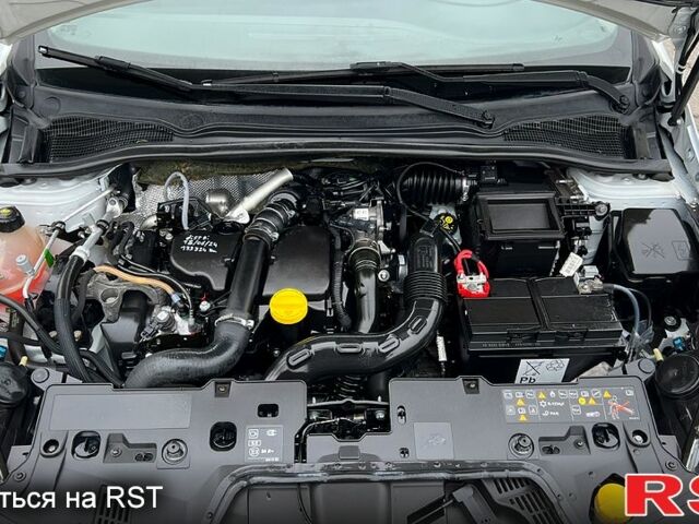 Белый Рено Клио, объемом двигателя 1.5 л и пробегом 149 тыс. км за 10300 $, фото 10 на Automoto.ua