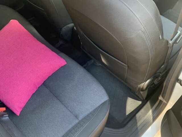 Білий Рено Кліо, об'ємом двигуна 1 л та пробігом 57 тис. км за 7900 $, фото 10 на Automoto.ua