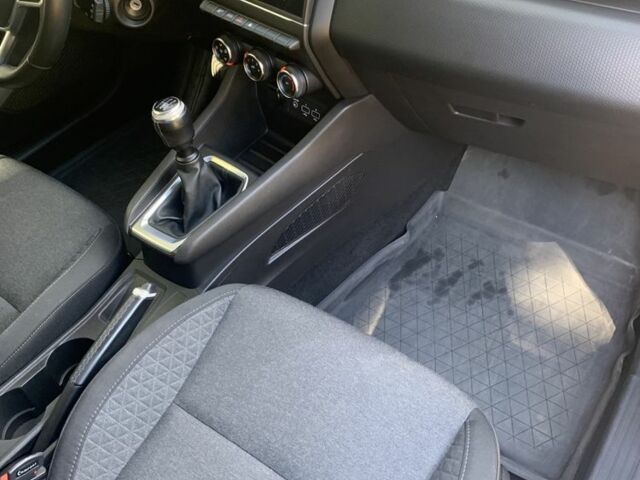 Білий Рено Кліо, об'ємом двигуна 1 л та пробігом 57 тис. км за 7900 $, фото 9 на Automoto.ua