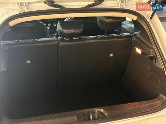 Білий Рено Кліо, об'ємом двигуна 0 л та пробігом 114 тис. км за 17460 $, фото 37 на Automoto.ua