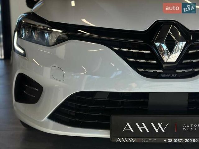 Білий Рено Кліо, об'ємом двигуна 0 л та пробігом 114 тис. км за 17460 $, фото 2 на Automoto.ua