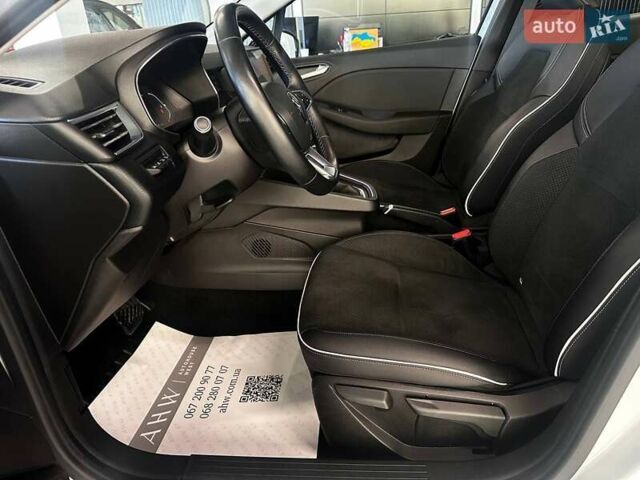 Белый Рено Клио, объемом двигателя 0 л и пробегом 114 тыс. км за 17460 $, фото 7 на Automoto.ua