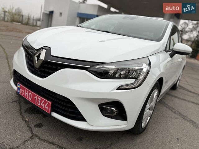 Белый Рено Клио, объемом двигателя 1.6 л и пробегом 167 тыс. км за 15399 $, фото 33 на Automoto.ua