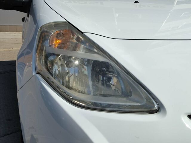 Белый Рено Клио, объемом двигателя 1.5 л и пробегом 194 тыс. км за 4990 $, фото 10 на Automoto.ua