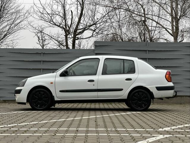 Белый Рено Клио, объемом двигателя 1.4 л и пробегом 346 тыс. км за 2450 $, фото 5 на Automoto.ua