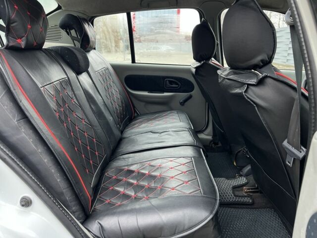 Белый Рено Клио, объемом двигателя 1.4 л и пробегом 346 тыс. км за 2450 $, фото 22 на Automoto.ua