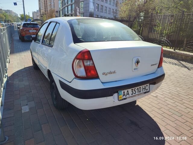 Белый Рено Клио, объемом двигателя 1.4 л и пробегом 176 тыс. км за 2800 $, фото 4 на Automoto.ua