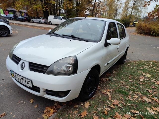 Белый Рено Клио, объемом двигателя 1.4 л и пробегом 176 тыс. км за 2800 $, фото 2 на Automoto.ua