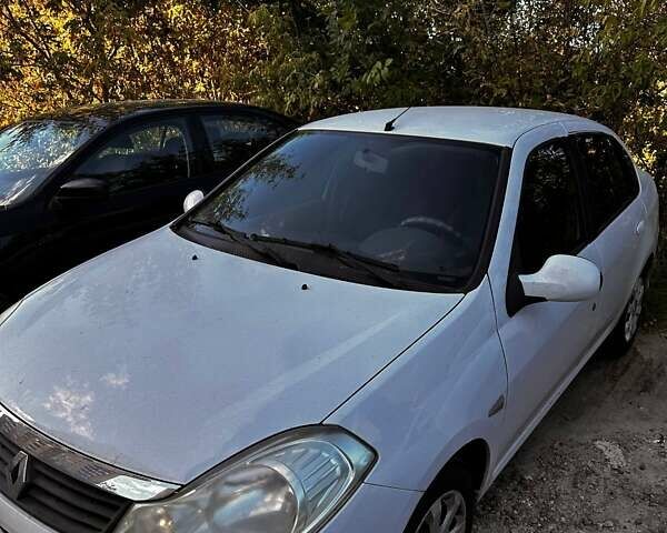 Білий Рено Кліо, об'ємом двигуна 1.4 л та пробігом 170 тис. км за 4100 $, фото 12 на Automoto.ua