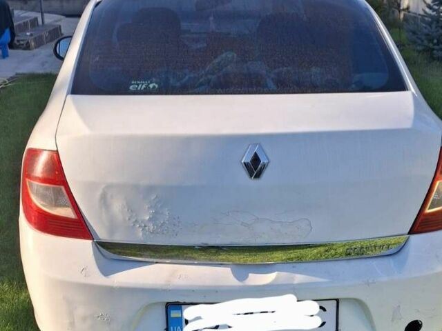 Білий Рено Кліо, об'ємом двигуна 1.4 л та пробігом 400 тис. км за 3500 $, фото 6 на Automoto.ua