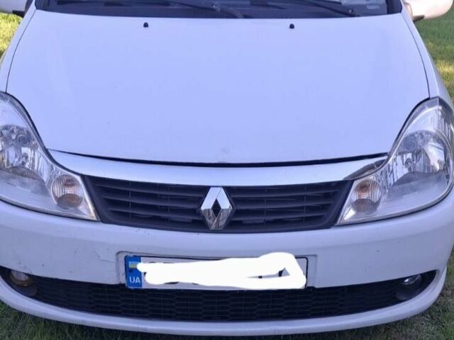 Белый Рено Клио, объемом двигателя 1.4 л и пробегом 400 тыс. км за 3500 $, фото 1 на Automoto.ua