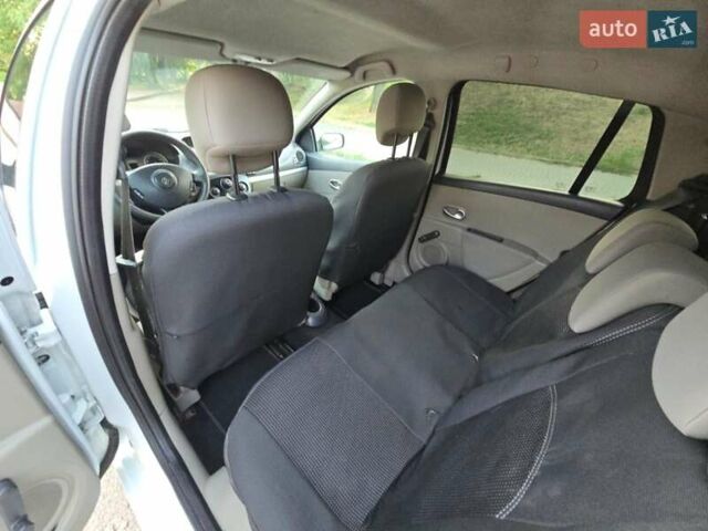 Білий Рено Кліо, об'ємом двигуна 1.46 л та пробігом 198 тис. км за 5500 $, фото 12 на Automoto.ua