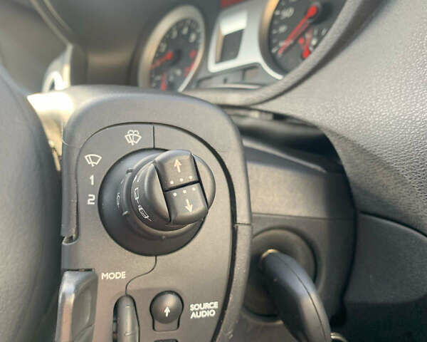 Білий Рено Кліо, об'ємом двигуна 1.15 л та пробігом 155 тис. км за 5200 $, фото 21 на Automoto.ua