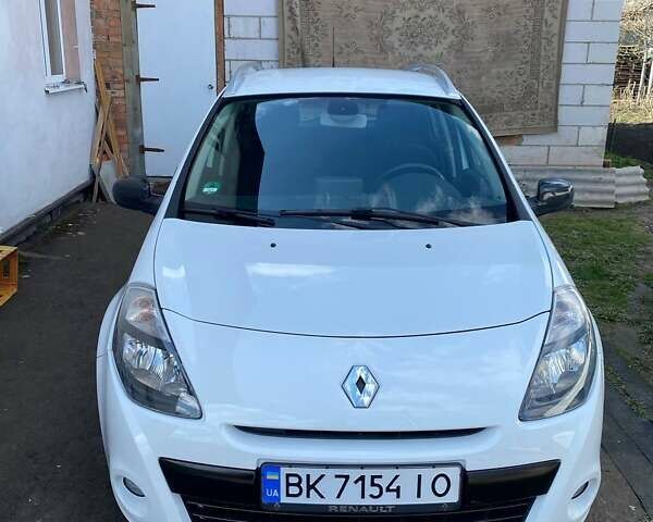 Білий Рено Кліо, об'ємом двигуна 1.15 л та пробігом 199 тис. км за 6100 $, фото 10 на Automoto.ua