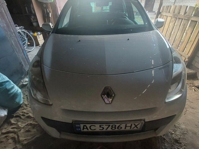 Білий Рено Кліо, об'ємом двигуна 1.5 л та пробігом 250 тис. км за 6100 $, фото 5 на Automoto.ua