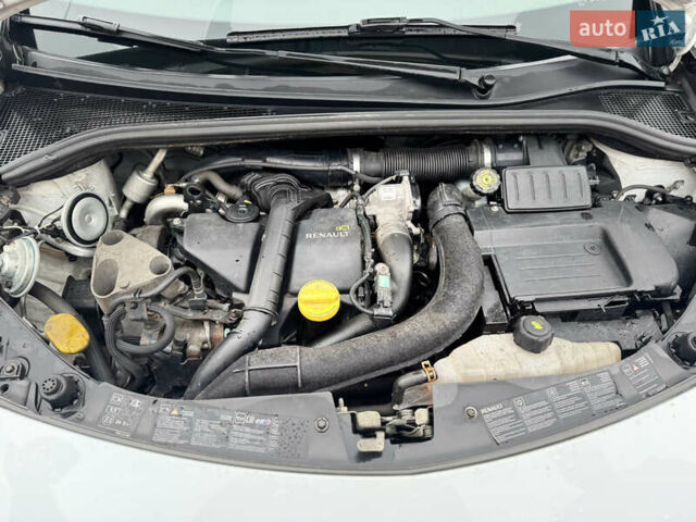 Белый Рено Клио, объемом двигателя 1.46 л и пробегом 290 тыс. км за 4999 $, фото 13 на Automoto.ua