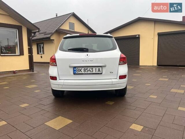 Белый Рено Клио, объемом двигателя 1.15 л и пробегом 211 тыс. км за 4899 $, фото 4 на Automoto.ua