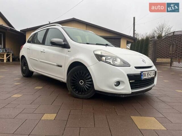 Белый Рено Клио, объемом двигателя 1.15 л и пробегом 211 тыс. км за 4899 $, фото 22 на Automoto.ua