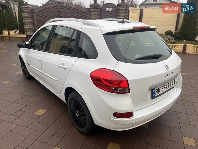 Белый Рено Клио, объемом двигателя 1.15 л и пробегом 211 тыс. км за 4899 $, фото 21 на Automoto.ua