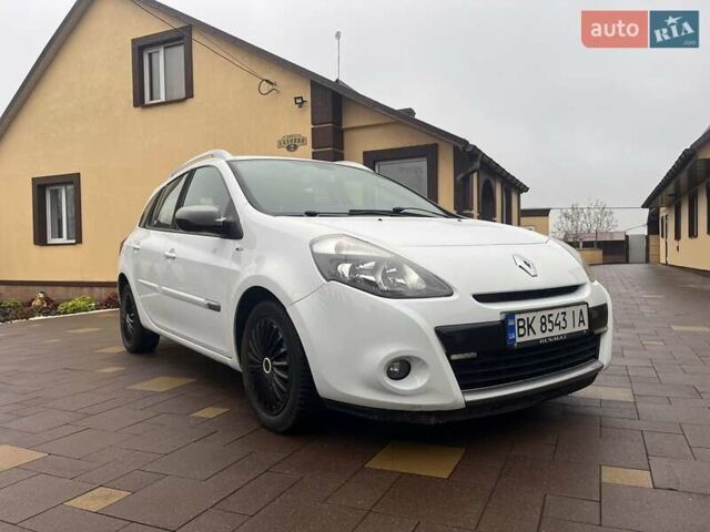 Белый Рено Клио, объемом двигателя 1.15 л и пробегом 211 тыс. км за 4899 $, фото 13 на Automoto.ua