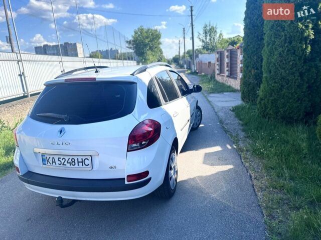 Белый Рено Клио, объемом двигателя 1.46 л и пробегом 300 тыс. км за 4300 $, фото 12 на Automoto.ua