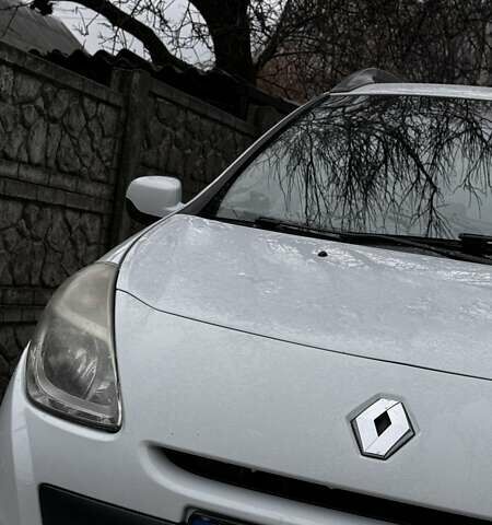 Білий Рено Кліо, об'ємом двигуна 1.46 л та пробігом 160 тис. км за 5500 $, фото 23 на Automoto.ua
