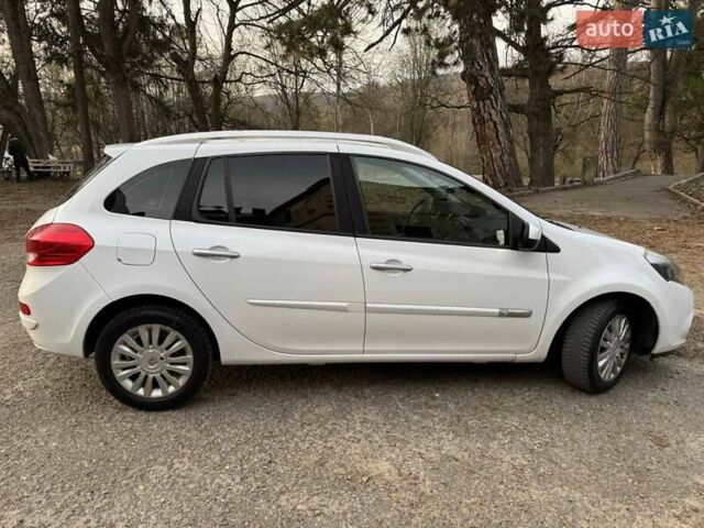 Рено Кліо 2011 у Львові на Automoto.ua Білий Рено Кліо, об'ємом двигуна 1.6 л та пробігом 300 тис. км за 5700 $, фото 9 на Automoto.ua