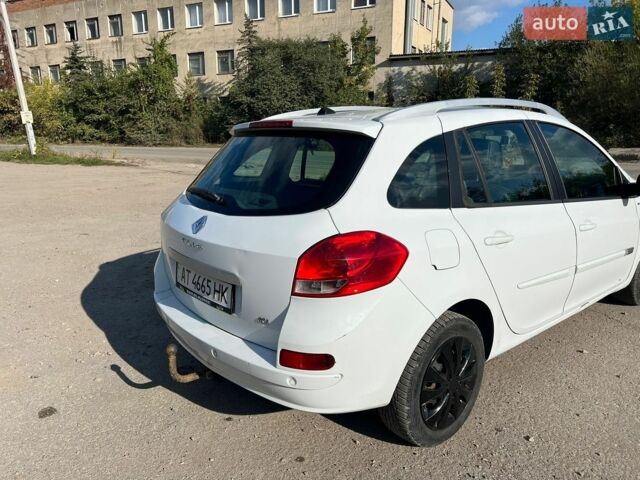 Білий Рено Кліо, об'ємом двигуна 1.46 л та пробігом 246 тис. км за 5200 $, фото 10 на Automoto.ua
