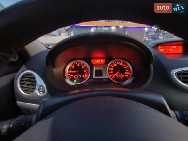 Белый Рено Клио, объемом двигателя 1.5 л и пробегом 111 тыс. км за 6999 $, фото 11 на Automoto.ua