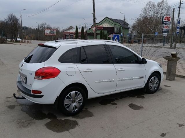 Білий Рено Кліо, об'ємом двигуна 1.5 л та пробігом 257 тис. км за 5850 $, фото 2 на Automoto.ua
