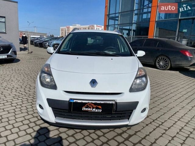 Білий Рено Кліо, об'ємом двигуна 1.46 л та пробігом 236 тис. км за 5300 $, фото 1 на Automoto.ua