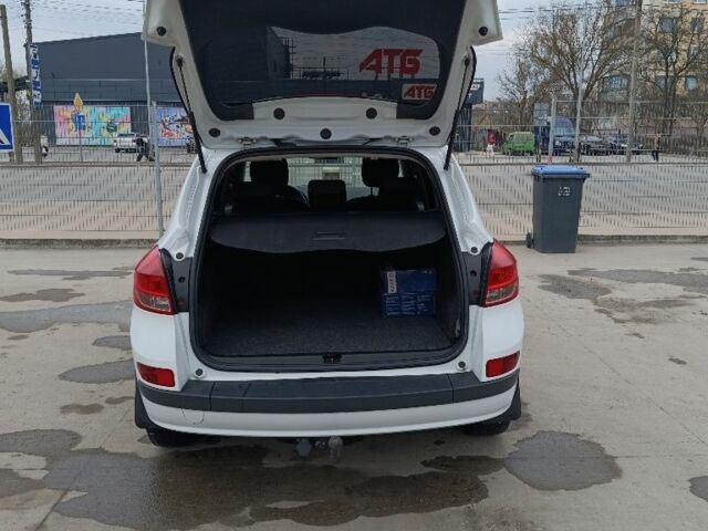 Білий Рено Кліо, об'ємом двигуна 1.5 л та пробігом 257 тис. км за 5850 $, фото 4 на Automoto.ua