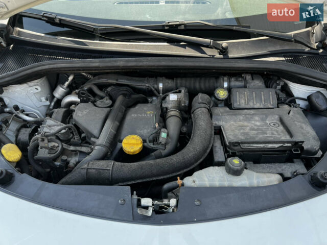 Білий Рено Кліо, об'ємом двигуна 1.5 л та пробігом 215 тис. км за 6300 $, фото 12 на Automoto.ua