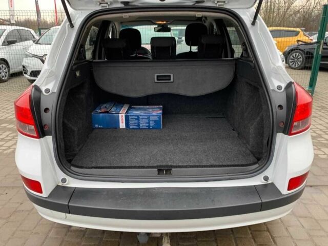 Білий Рено Кліо, об'ємом двигуна 1.5 л та пробігом 290 тис. км за 5500 $, фото 12 на Automoto.ua