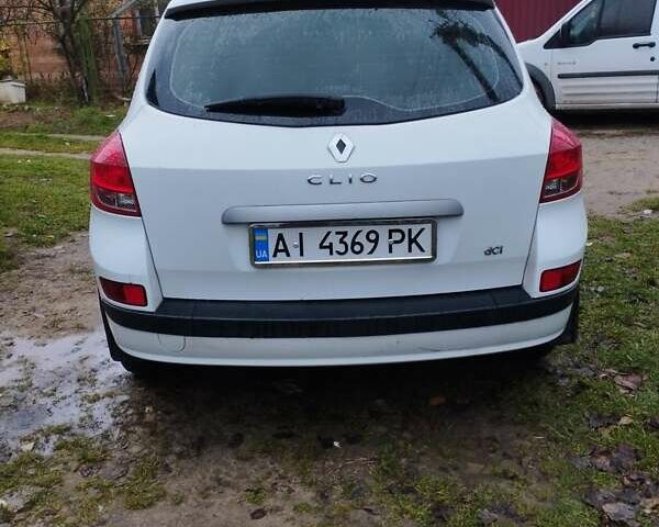 Білий Рено Кліо, об'ємом двигуна 1.5 л та пробігом 320 тис. км за 5500 $, фото 2 на Automoto.ua