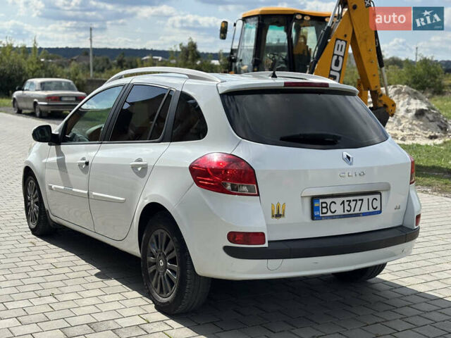 Білий Рено Кліо, об'ємом двигуна 1.46 л та пробігом 277 тис. км за 4900 $, фото 6 на Automoto.ua
