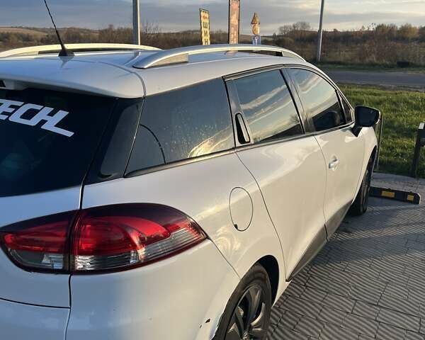 Белый Рено Клио, объемом двигателя 1.5 л и пробегом 280 тыс. км за 7700 $, фото 10 на Automoto.ua