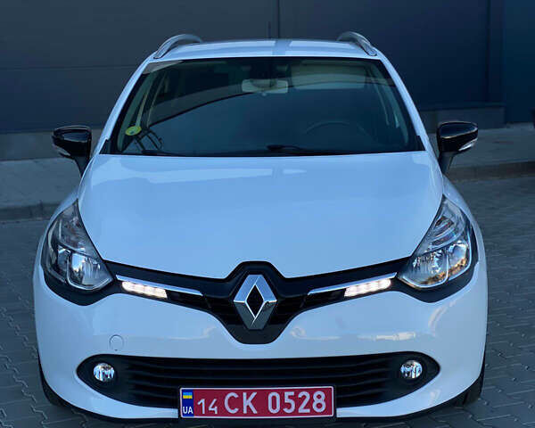 Белый Рено Клио, объемом двигателя 1.5 л и пробегом 260 тыс. км за 7750 $, фото 2 на Automoto.ua