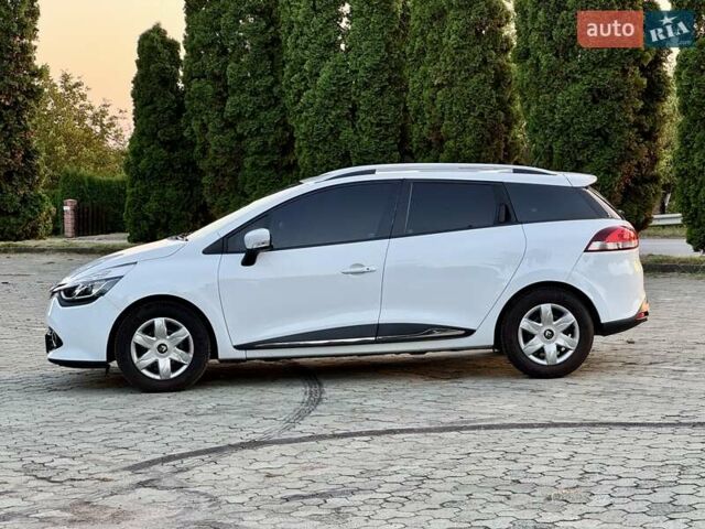 Белый Рено Клио, объемом двигателя 1.46 л и пробегом 230 тыс. км за 7200 $, фото 3 на Automoto.ua