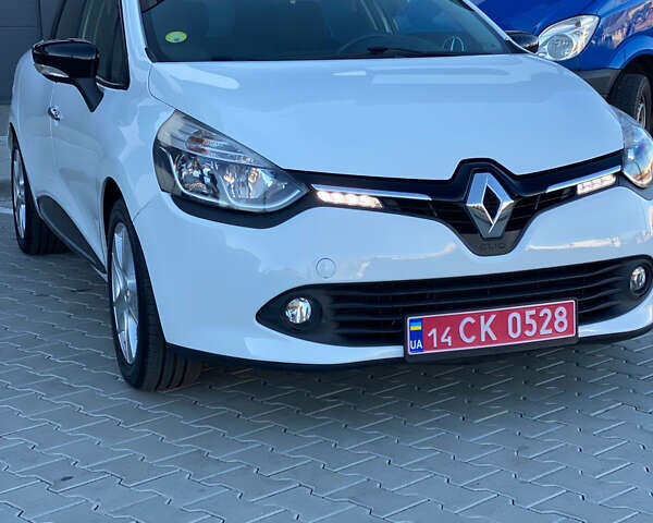 Белый Рено Клио, объемом двигателя 1.5 л и пробегом 260 тыс. км за 7750 $, фото 1 на Automoto.ua