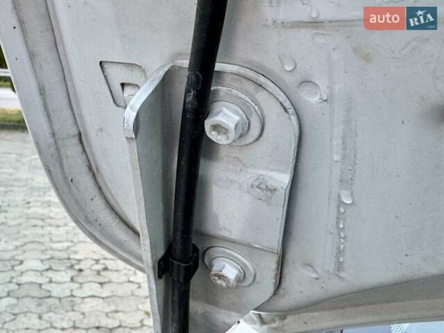 Белый Рено Клио, объемом двигателя 1.46 л и пробегом 230 тыс. км за 7200 $, фото 27 на Automoto.ua