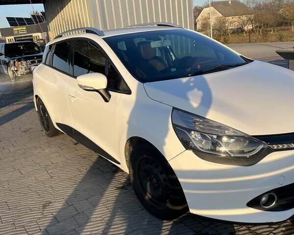 Белый Рено Клио, объемом двигателя 1.5 л и пробегом 280 тыс. км за 7700 $, фото 3 на Automoto.ua