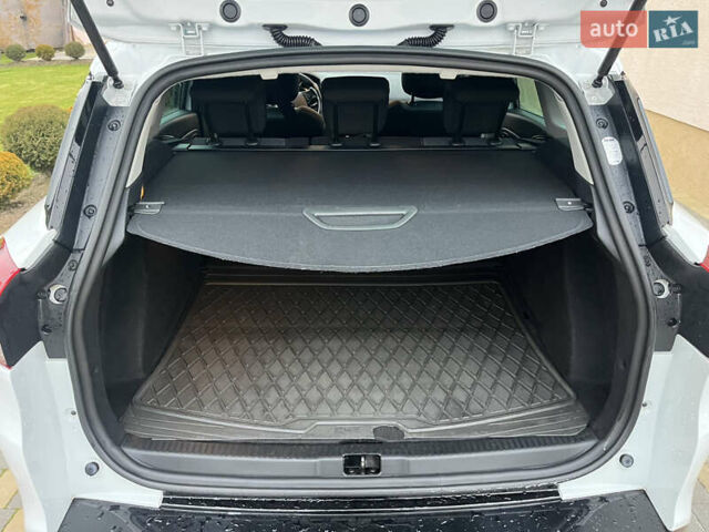 Белый Рено Клио, объемом двигателя 1.5 л и пробегом 260 тыс. км за 7550 $, фото 26 на Automoto.ua