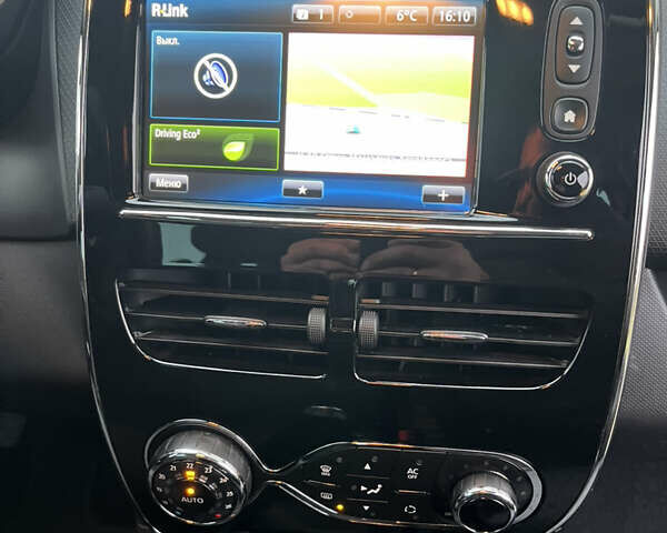 Белый Рено Клио, объемом двигателя 1.5 л и пробегом 260 тыс. км за 7550 $, фото 34 на Automoto.ua