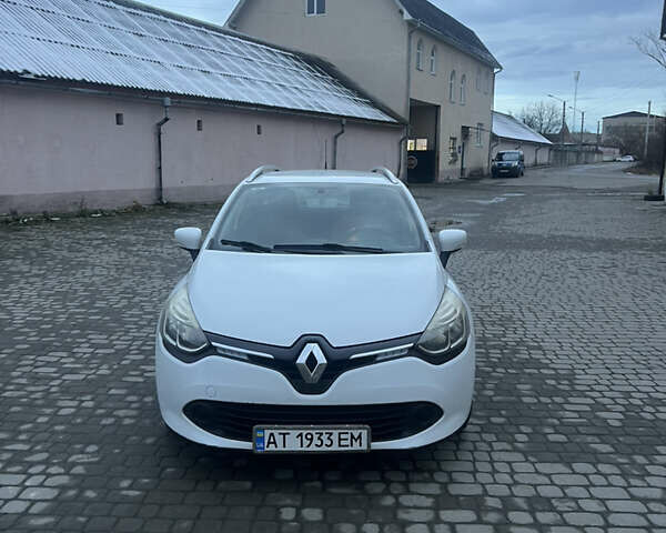 Белый Рено Клио, объемом двигателя 1.46 л и пробегом 228 тыс. км за 6300 $, фото 2 на Automoto.ua