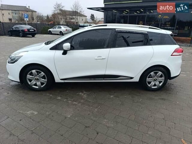 Белый Рено Клио, объемом двигателя 1.5 л и пробегом 237 тыс. км за 7500 $, фото 3 на Automoto.ua