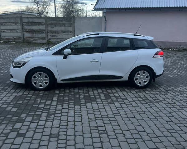 Белый Рено Клио, объемом двигателя 1.46 л и пробегом 228 тыс. км за 6300 $, фото 12 на Automoto.ua