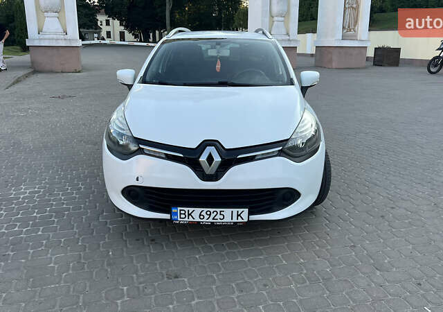 Білий Рено Кліо, об'ємом двигуна 1.5 л та пробігом 258 тис. км за 6700 $, фото 5 на Automoto.ua