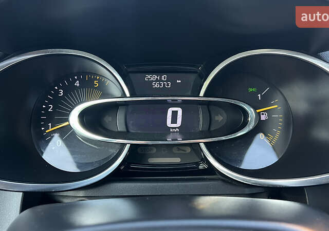 Білий Рено Кліо, об'ємом двигуна 1.5 л та пробігом 258 тис. км за 6700 $, фото 16 на Automoto.ua